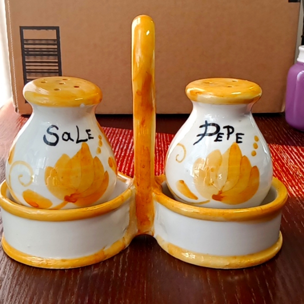 Italian Salt and Pepper Shaker